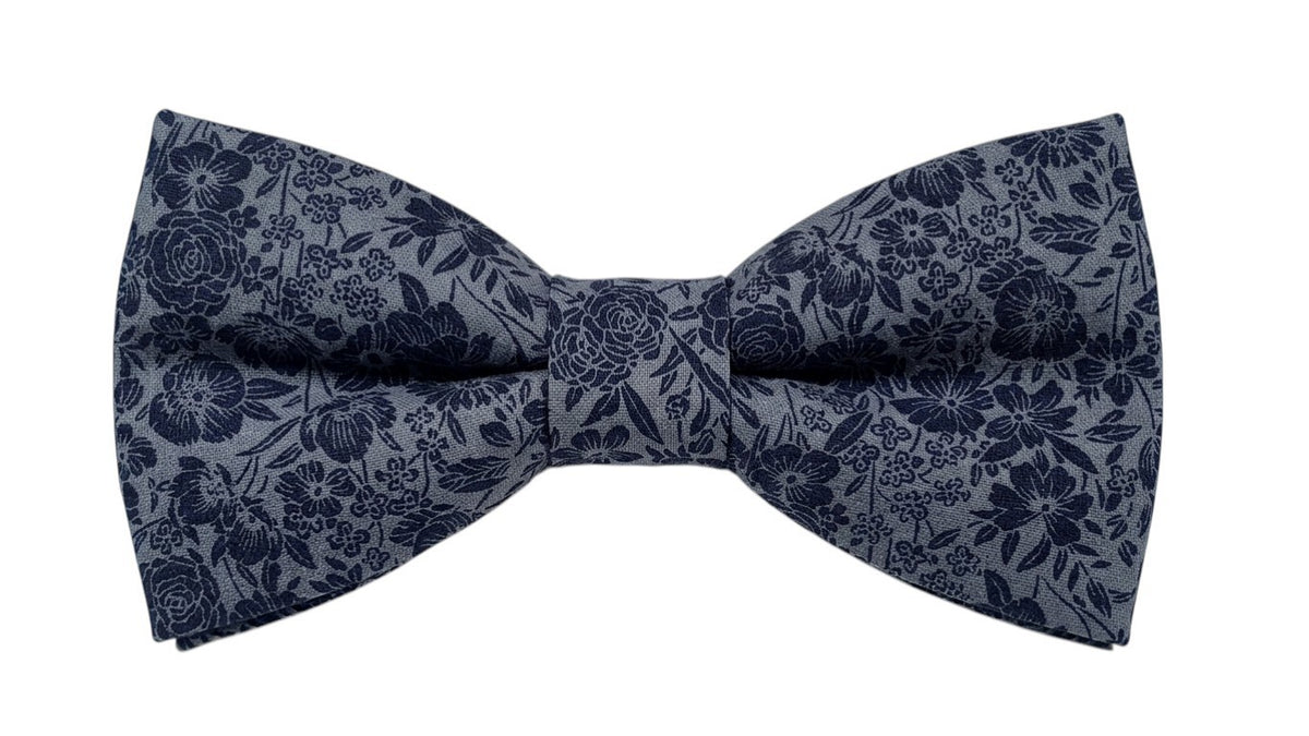 Nœud papillon liberty bleu marine à motif floral.