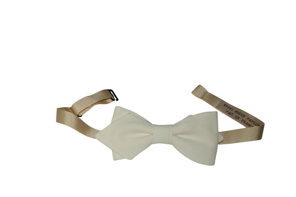 Noeud papillon écru