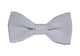 Nœud papillon  gris perle : une rencontre parfaite entre la sophistication et la décontraction. Confectionné avec soin dans un lin de qualité, ce nœud papillon incarne l'élégance naturelle