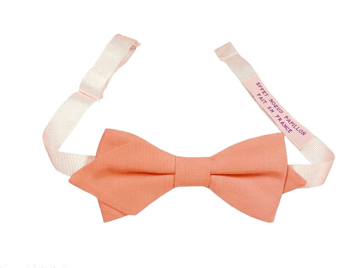 Noeud papillon Orange Pêche monté sur son tour de cou réglable