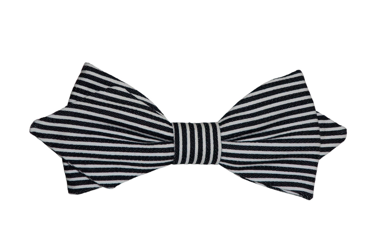 Nœud papillon rayé noir  et blanc