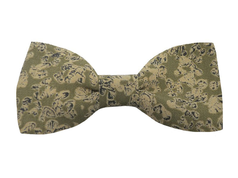 Nœud papillon en soie sauvage, une alliance raffinée de couleurs kaki et beige pour une élégance naturelle