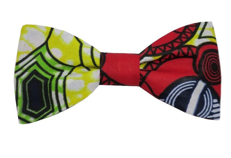 Nœud papillon en tissu africain wax aux couleurs vibrantes, un hommage à la richesse culturelle de l'Afrique pour un style authentique et vivant