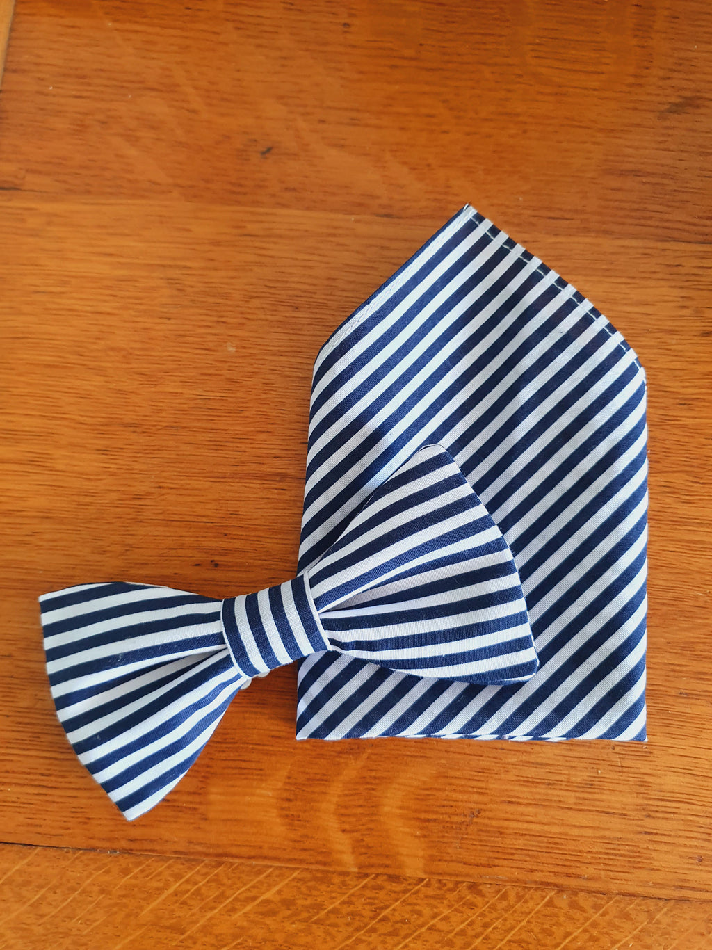 Noeud papillon rayé marine et blanc - Effet Noeud Pap