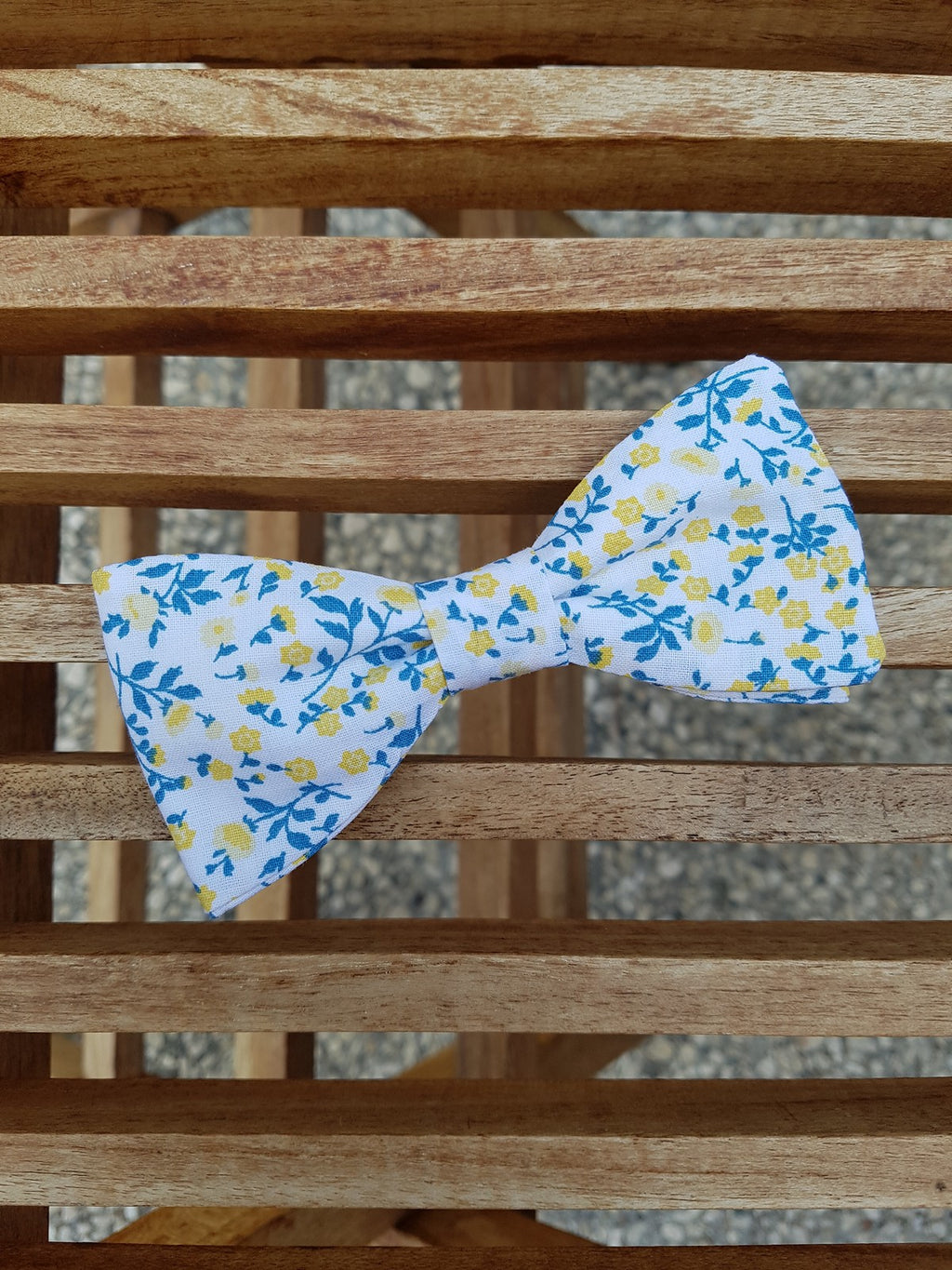 Noeud papillon fleuri jaune et bleu - Effet Noeud Papillon