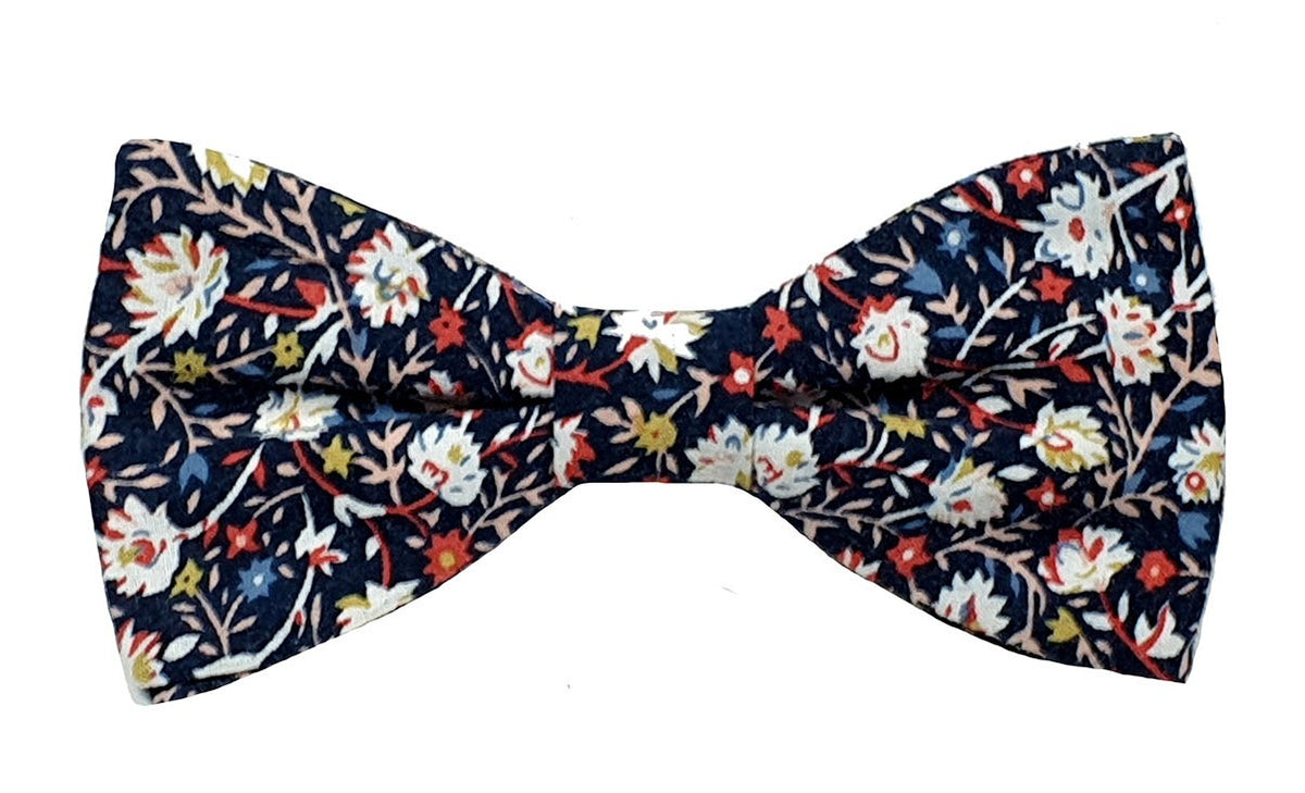 Noeud papillon marine fleurs blanches et rouges 