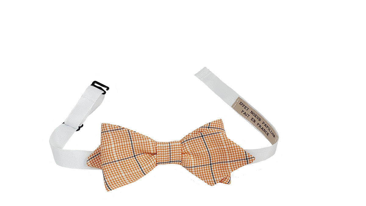 Noeud papillon à carreaux orange et blancs avec tour de cou réglable