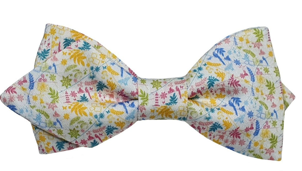 Noeud papillon motifs latino